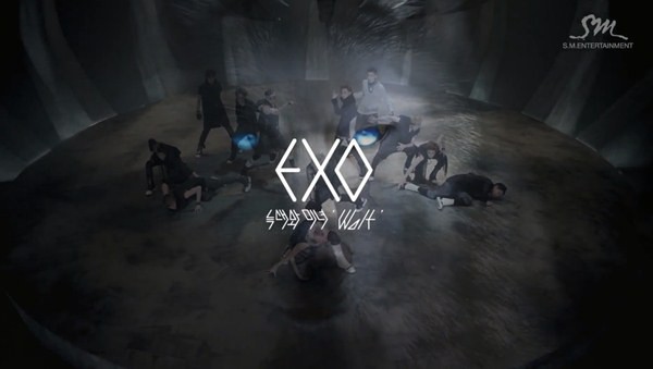 Những hình ảnh khó quên của EXO trong MV "Wolf" 1