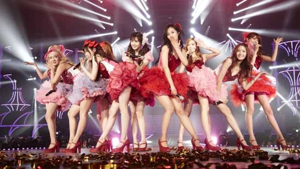 Concert "màu hồng" của SNSD đã chính thức khai pháo 46