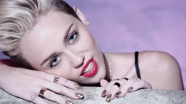 Miley Cyrus "hút" 10,7 triệu lượt xem MV mới trong 1 ngày 4