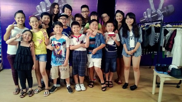 The Voice Kids: Huỳnh Bích Phương làm stylist cho đội HLV Thanh Bùi 2