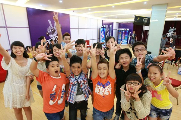 Hậu trường nhí nhố của các thí sinh "The Voice Kids 2013" 6