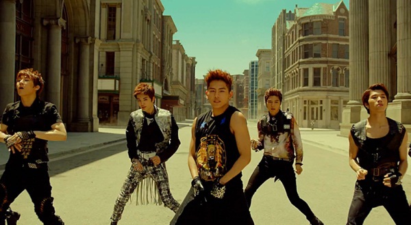 INFINITE "khoe" MV bom tấn từ Hollywood 5