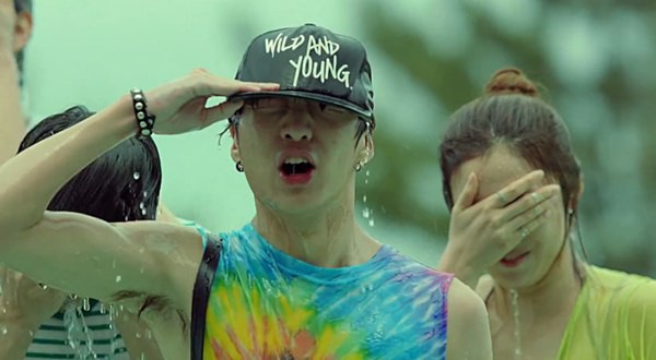 Tân binh YG tung MV Rock "đẹp miễn chê" 6