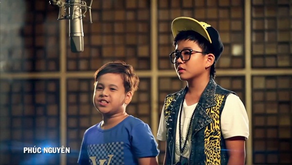 Hồ Hoài Anh - Lưu Hương Giang tung MV với học trò "The Voice Kids" 11