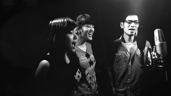 Hồng Nhung và team "The Voice" tung MV đầy ý nghĩa 2
