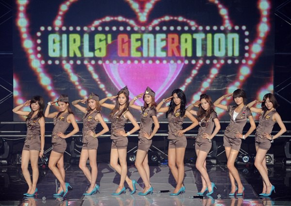 Nhìn lại chặng đường 6 năm của 9 cô gái SNSD 7