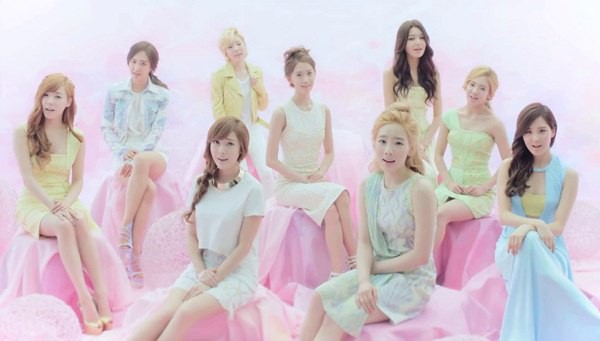 Nhìn lại chặng đường 6 năm của 9 cô gái SNSD 25