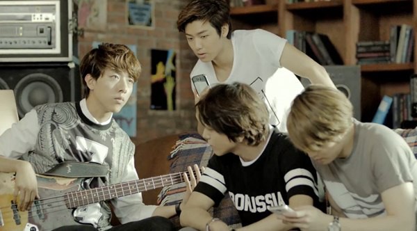 Đầu tuần "nhâm nhi" MV mới của B2ST, TEEN TOP, CNBLUE 1