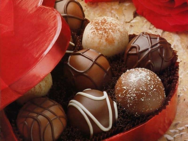 Bí quyết ăn chocolate thoải mái mà không sợ bị lên mụn 1