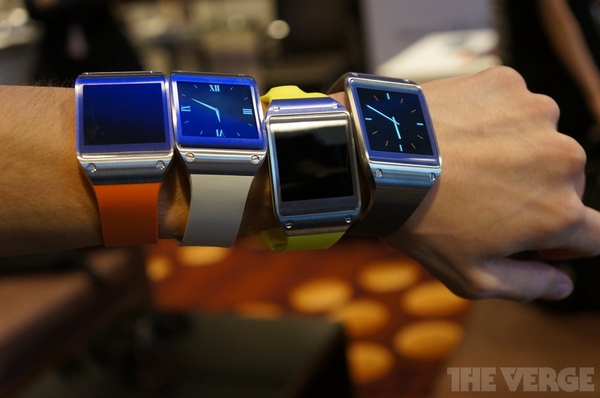 Cận cảnh Samsung Galaxy Gear: Chiếc đồng hồ thông minh không giống ai 3