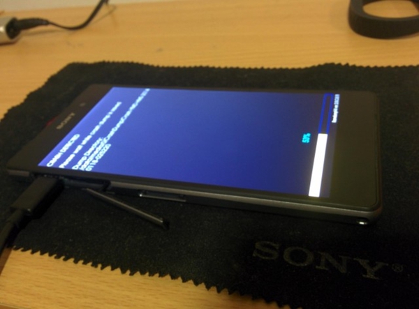 Sony Xperia Z2 lộ diện thiết kế cùng các thông tin liên quan 27