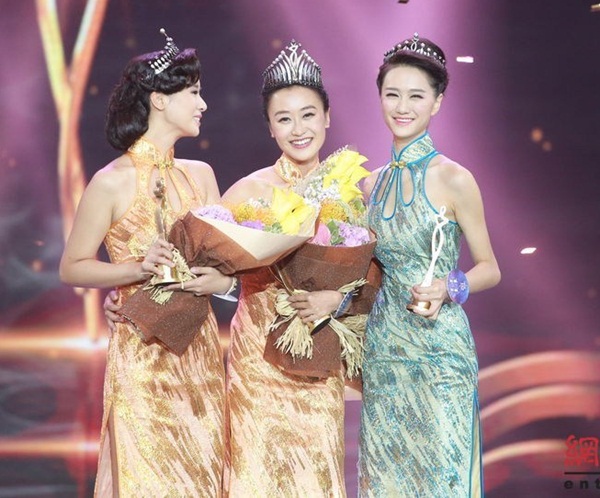 Hoa hậu Hoàn cầu Trung Quốc 2014 bị chê nhan sắc xấu đều 2
