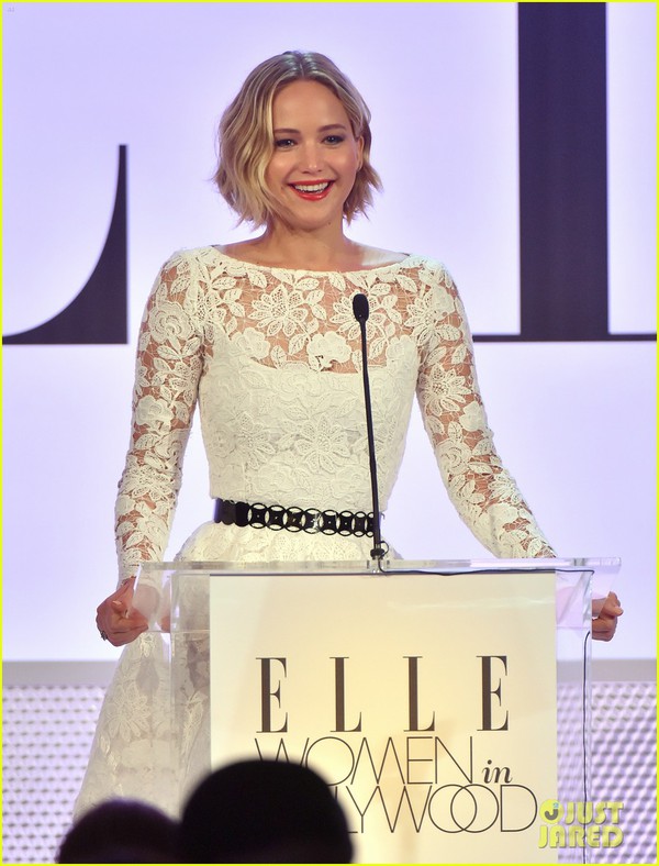 Ngắm nh&agrave; mới si&ecirc;u sang của Jennifer Lawrence v&agrave; Lopez 11