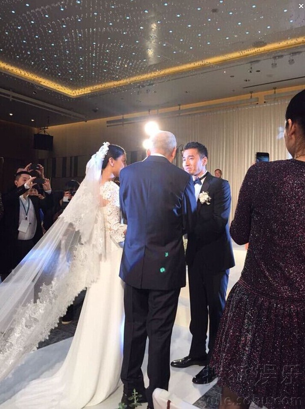 Toàn cảnh đám cưới hoành tráng Cao Viên Viên - Triệu Hựu Đình 8
