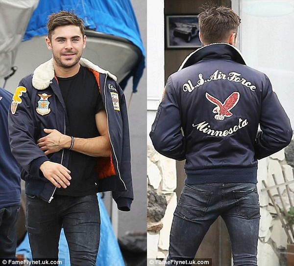 Bạn g&aacute;i mới của Zac Efron bị ch&ecirc; qu&aacute; xấu 2