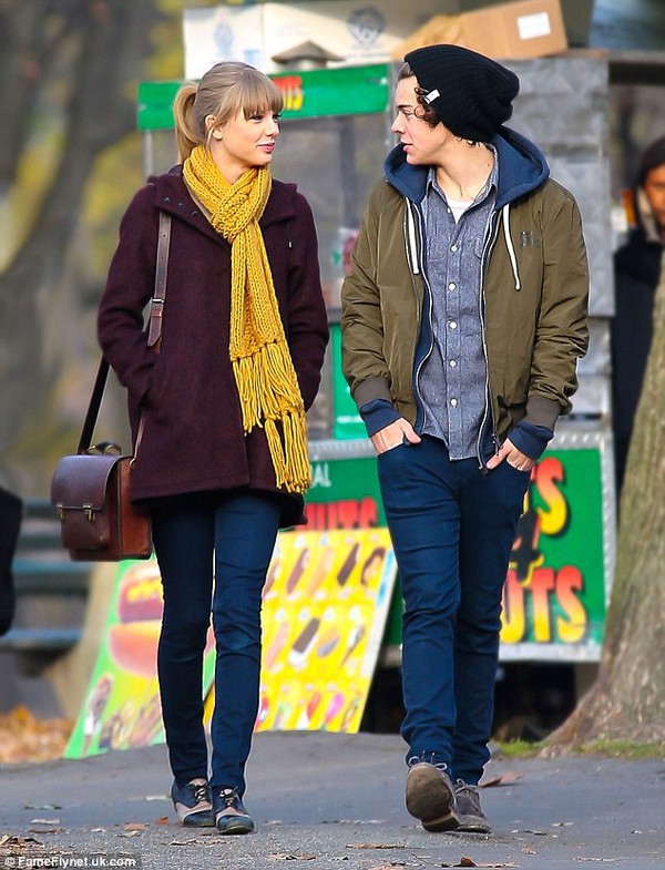 Harry Styles bất ngờ tặng Taylor Swift 1.989 bông hồng 1