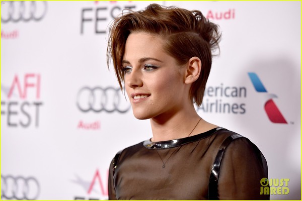 Kristen Stewart khoe vẻ đẹp cá tính bên đàn chị trên thảm đỏ 6