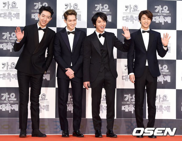 Dàn siêu sao Hàn Quốc lộng lẫy trên thảm đỏ “KBS Gayo Daejun 2014” 4
