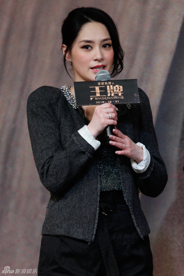 Chung Hân Đồng đọ sắc Lâm Chí Linh, nhăn mặt vì bị hỏi về Jessica 2