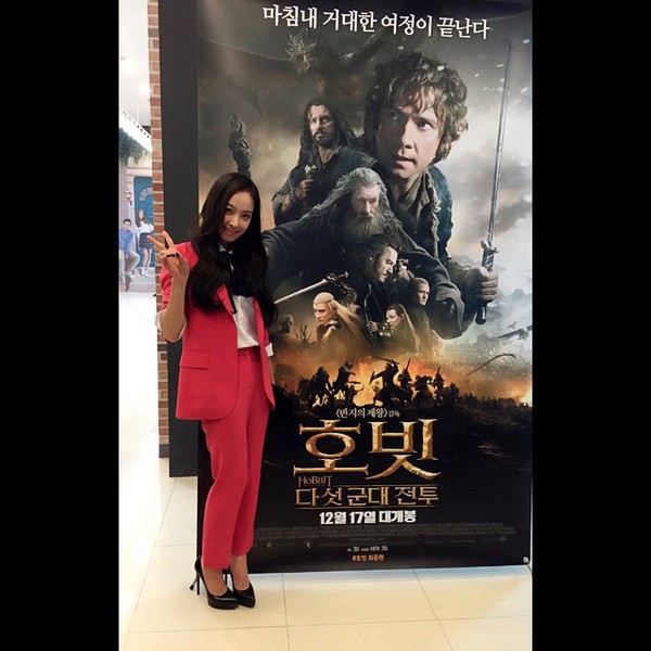 Taeyeon g&acirc;y x&ocirc;n xao v&igrave; khoe &aacute;o h&igrave;nh SNSD vắng mặt Jessica 8