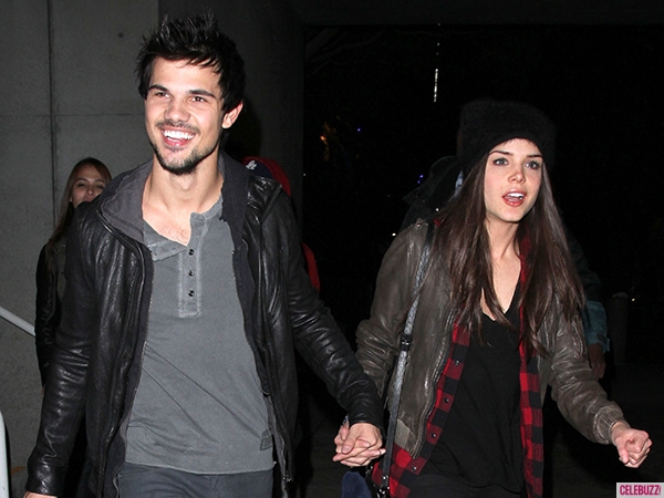 Rộ tin Taylor Lautner chia tay bạn gái vì là người đồng tính 1