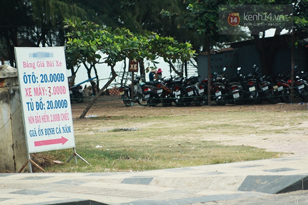Biển Vũng T&agrave;u chật k&iacute;n người trong 2 ng&agrave;y đầu của đợt nghỉ lễ 5