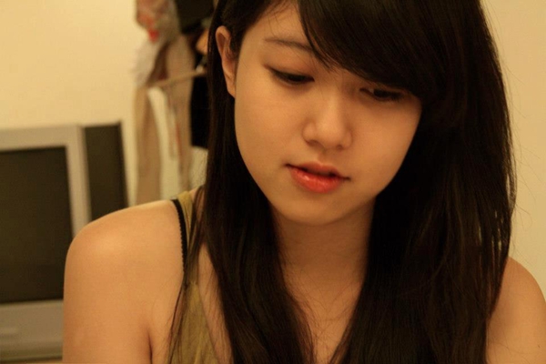 Những hot girl Việt có gương mặt đẹp không tì vết 23