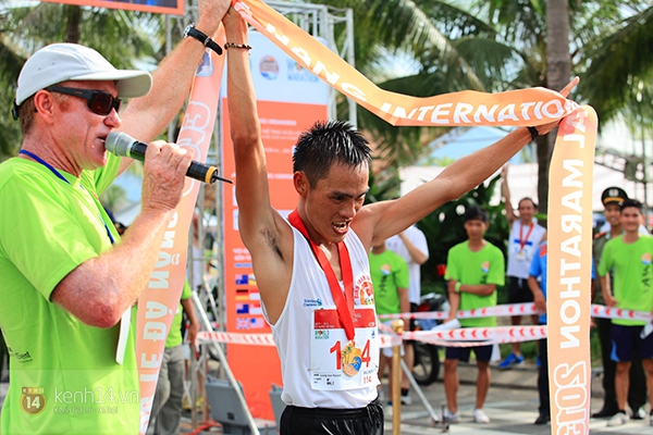 Đà Nẵng: Sôi động kì nghỉ lễ với Giải Marathon Quốc tế 11