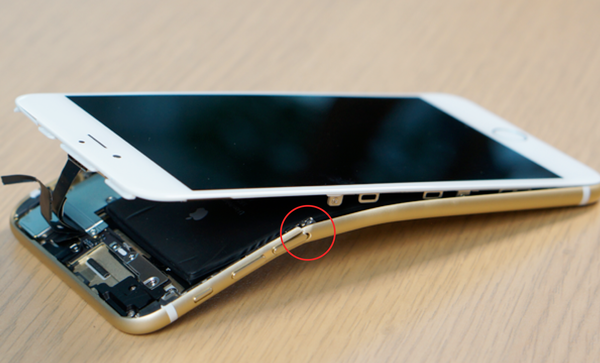 Lỗi từ iPhone 6 cùng iPhone 6 Plus có thể tới từ phụ kiện 1
