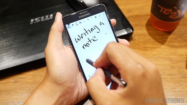 9 khả năng giúp Note 4 "bỏ xa" iPhone 6 hay iPhone 6 Plus 1