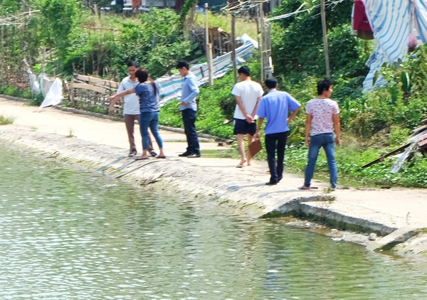 Vụ thanh niên bị ném đá chết dưới hồ: Hung thủ gây án xong lên facebook tự thú 2