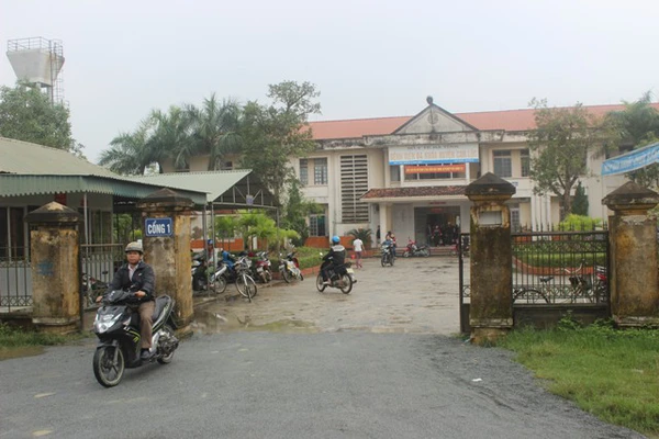 Giãi bày của bác sỹ để quên kim trong bụng bệnh nhân 1