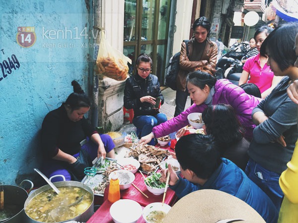 Nếu muốn hiểu "H&agrave; Nội kh&ocirc;ng vội được đ&acirc;u", h&atilde;y đến những qu&aacute;n n&agrave;y! 5