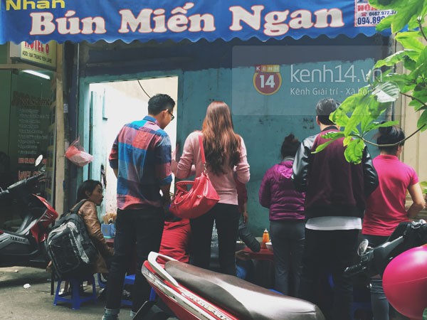 Nếu muốn hiểu "H&agrave; Nội kh&ocirc;ng vội được đ&acirc;u", h&atilde;y đến những qu&aacute;n n&agrave;y! 6