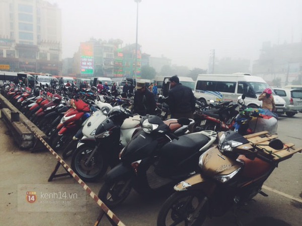 Sa Pa "ch&aacute;y" ph&ograve;ng, chật k&iacute;n chỗ đỗ xe dịp đầu năm mới 3