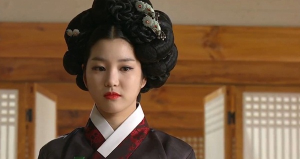 "Nữ hiệp" Suzy chạm mặt thần thú Wol Ryung  6