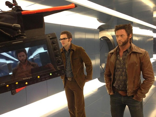 Wolverine tông-xuyệt-tông với "Quái thú" Nicholas Hoult 1