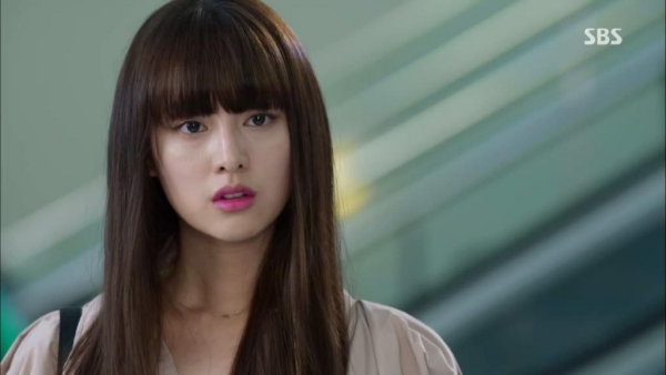 Nữ ho&agrave;ng "sang chảnh" to&agrave;n diện của "The Heirs" 1