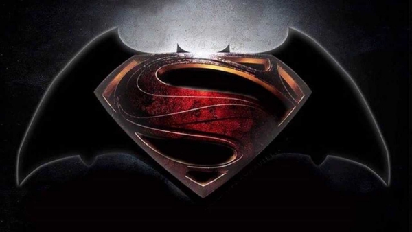 "Batman vs. Superman" bất ngờ giúp “Avengers 2” bảo vệ vị thế 5