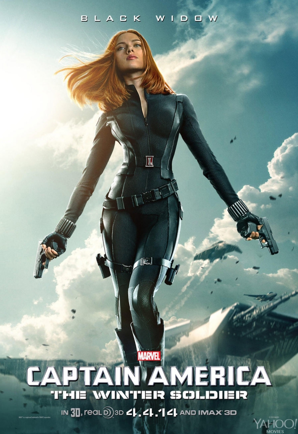 Captain America nắm tay Black Widow đầy ẩn ý 8