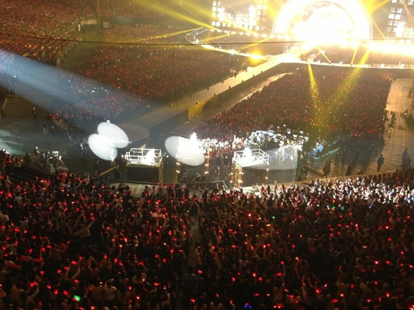 3 đêm diễn lịch sử của JYJ tại "thánh đường" Tokyo Dome 10