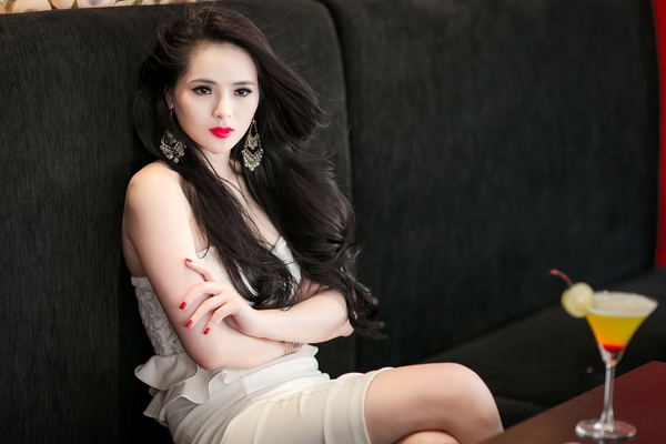 Hương Thảo l&ecirc;n đường thi "Miss World 2013" v&agrave;o ng&agrave;y 3/9 1