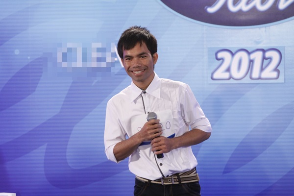 Quán quân Ya Suy giản dị về thăm lại "Vietnam Idol" 4
