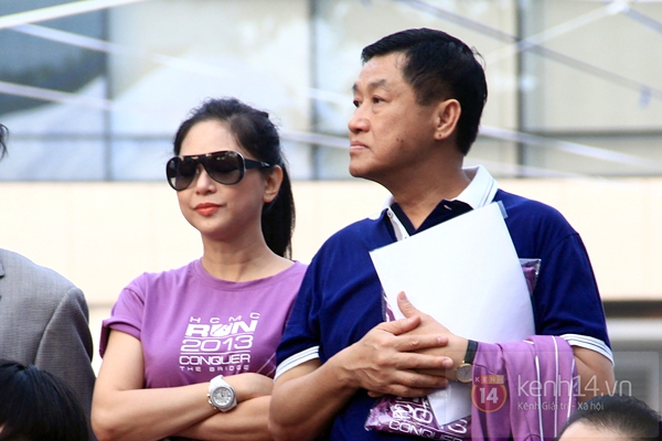 Gia đình Tăng Thanh Hà thu hút hết sự chú ý trong cuộc đua từ thiện 6