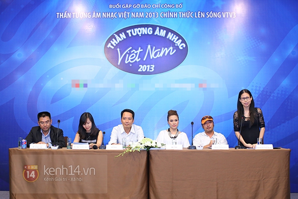 Ya Suy "đá xéo" Đinh Mạnh Ninh trong họp báo Vietnam Idol 1