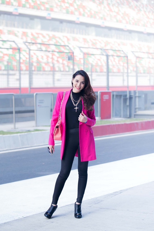 Thúy Hạnh, Trang Nhung làm khách VIP ở trường đua F1 Ấn Độ 3
