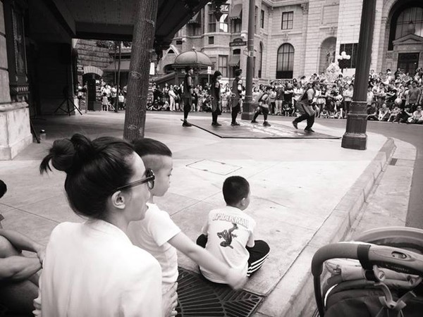 Nhìn lại không khí đón Tết ở 4 gia đình sao Việt đại gia 21