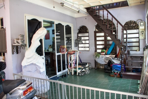 Cận cảnh bên trong ngôi nhà sắp bị thu hồi của diễn viên Chánh Tín 8 Cận cảnh bên trong ngôi nhà sắp bị thu hồi của diễn viên Chánh Tín 8