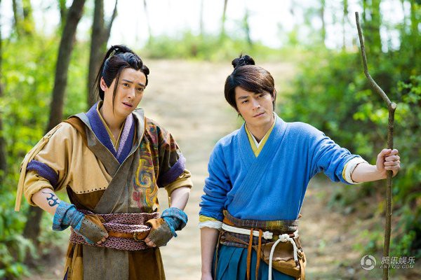 Lệnh Hồ Xung 2012 lấy h&igrave;nh mẫu Vi Tiểu Bảo 6
