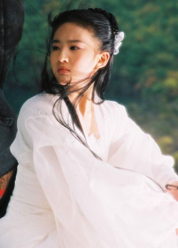 Angela Baby - Tiểu Long Nữ hoàn hảo trong lòng Vu Chính 3 Angela Baby - Tiểu Long Nữ hoàn hảo trong lòng Vu Chính 3